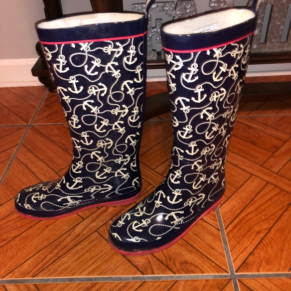 Rain boots🌧 - Picture 1 of 4